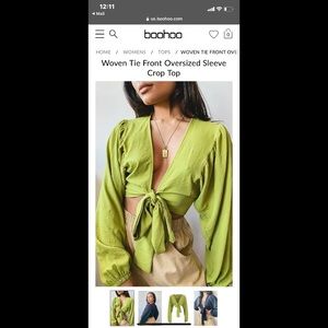 NWT tie front oversized sleeves crop top